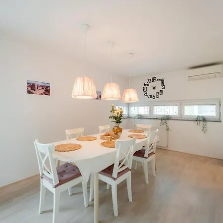 Apartment Bada